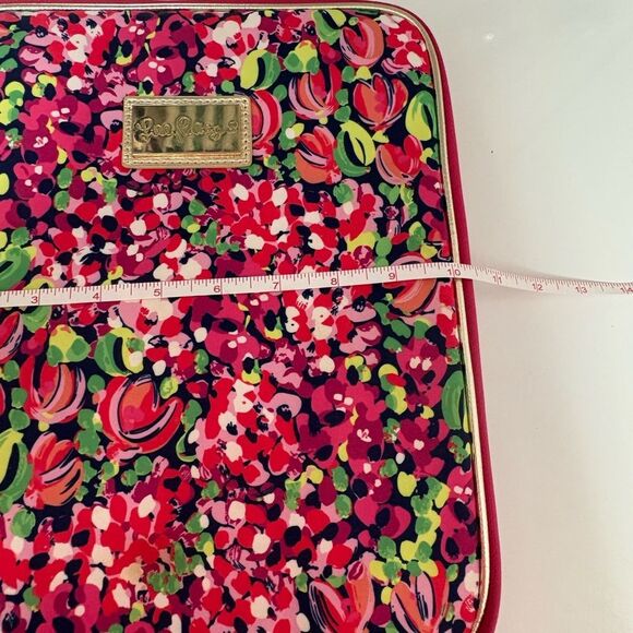 Lilly Pulitzer Lap Top Case in Pink - Picture 7 of 14